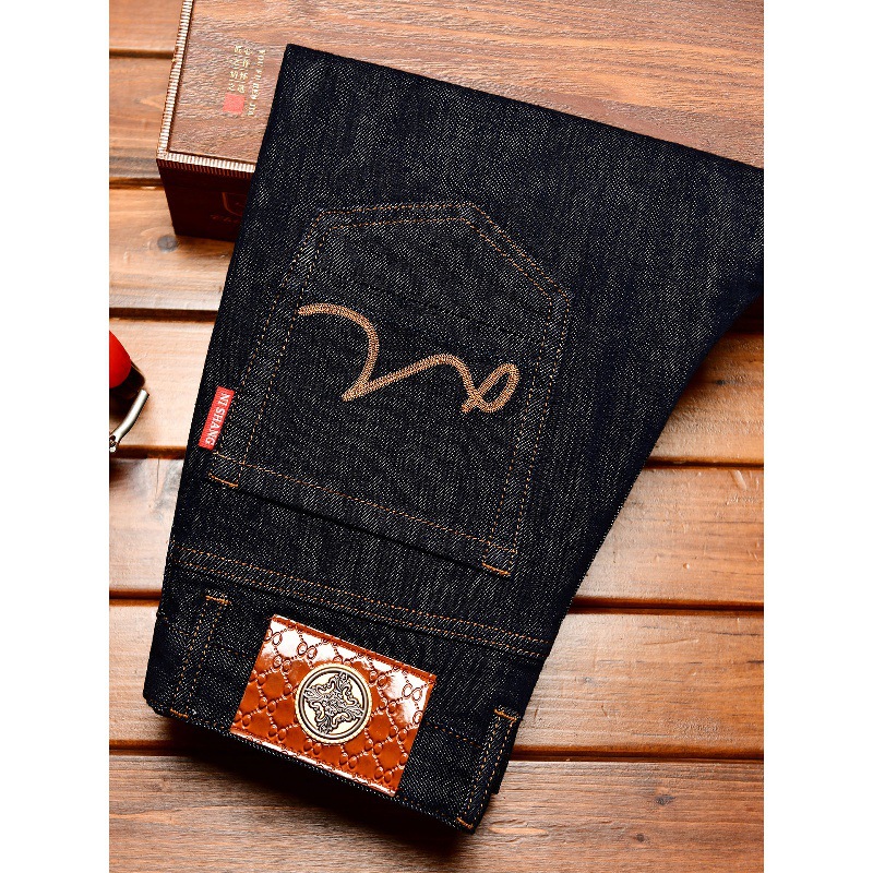 Tiefblaue Jeans für Herren, He – Levis Jeans 501 Bewertung und Preis